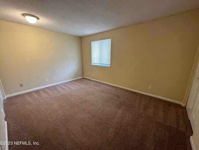 Building Photo - 6616 La Mirada Dr E