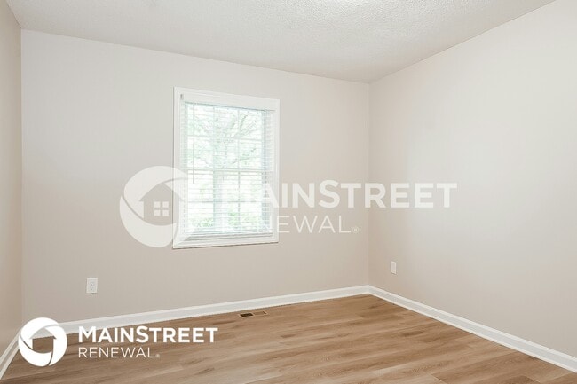 Building Photo - 4000 Perth Pl