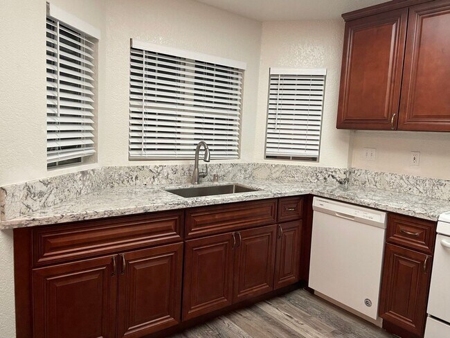 Building Photo - Its has that WOW Factor! Great Location and Spacious 3 Bedroom Available Early May!