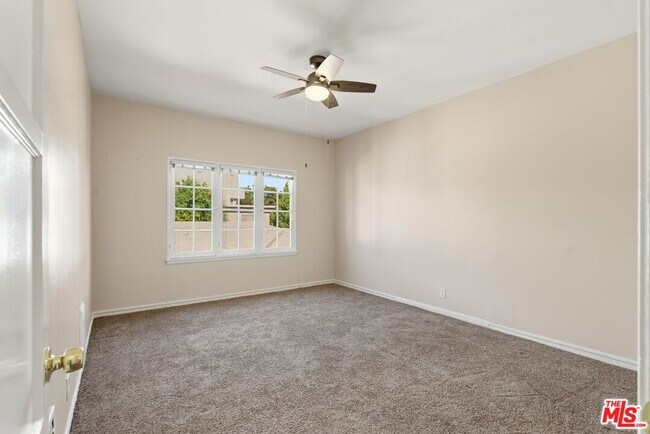 Building Photo - 1873 Midvale Ave