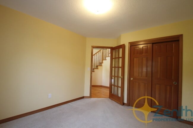 Building Photo - 2914 NW 9th Ave