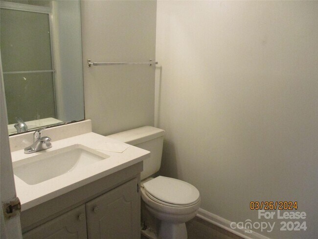 Building Photo - 120 Briarcliff Dr