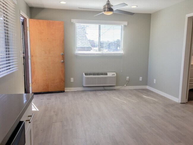 Interior Photo - The Oliver