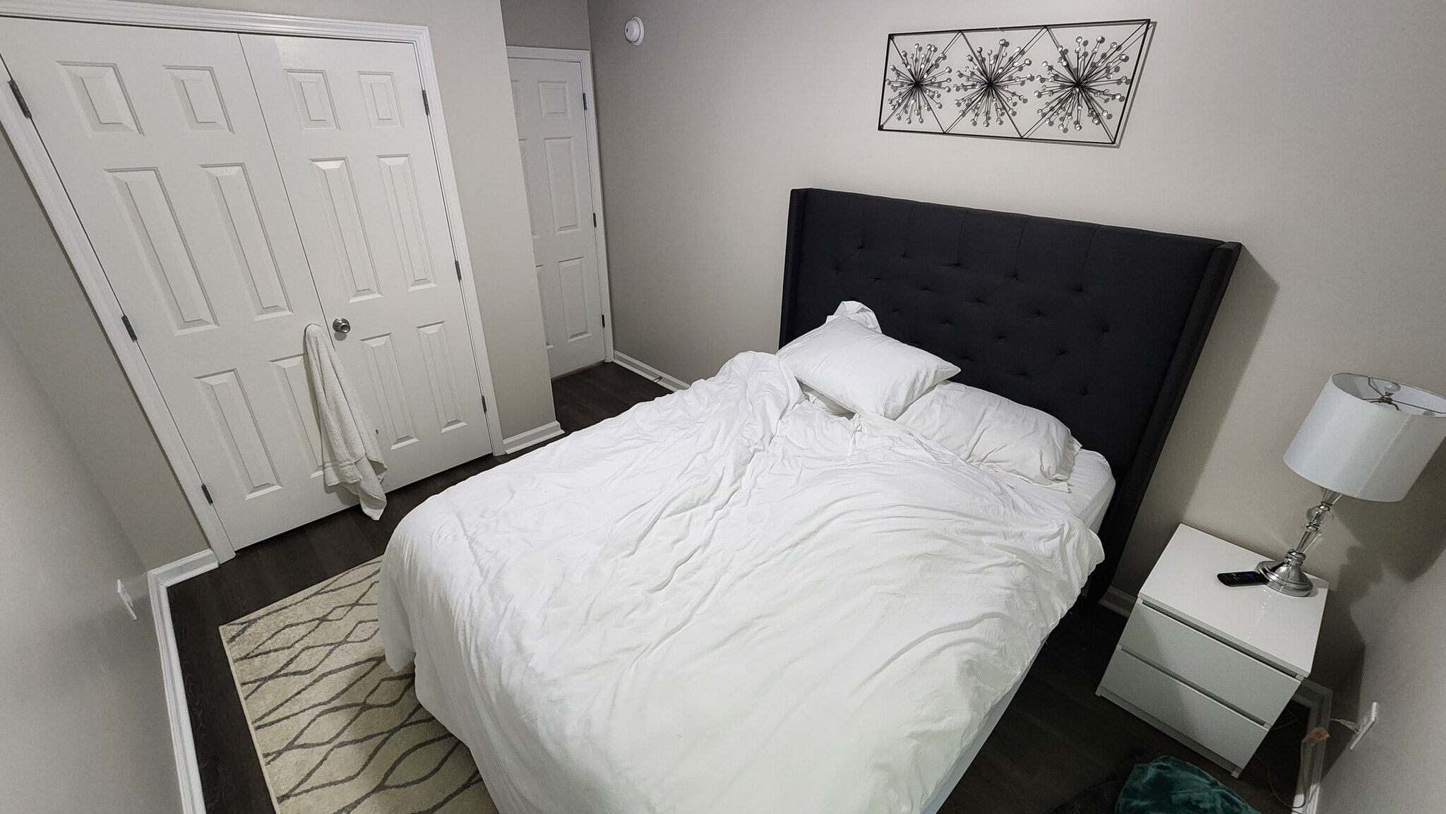 Building Photo - Room in Townhome on W Park Cir
