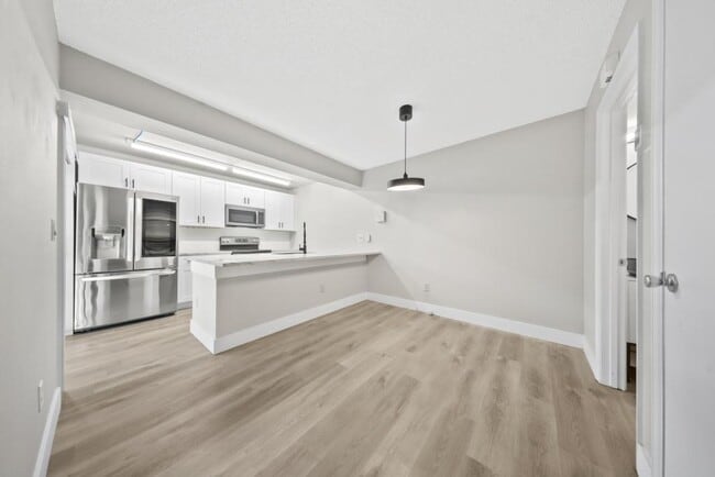 Building Photo - 2920 Pecan Ave