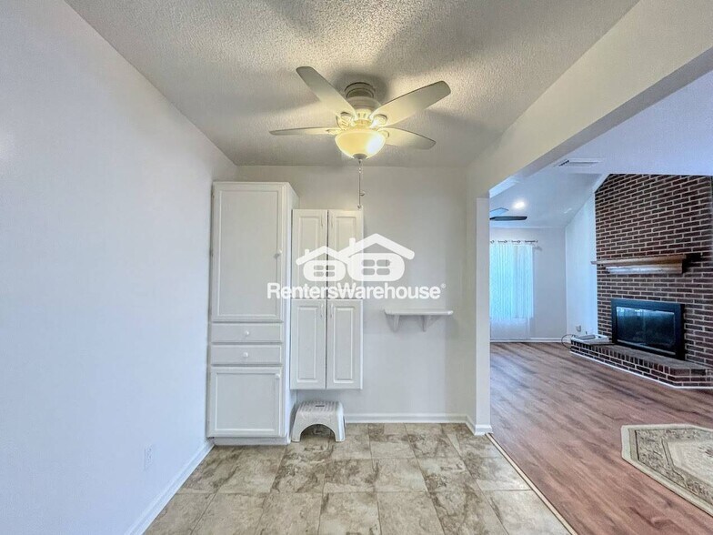 Building Photo - 3930 Rica Dr