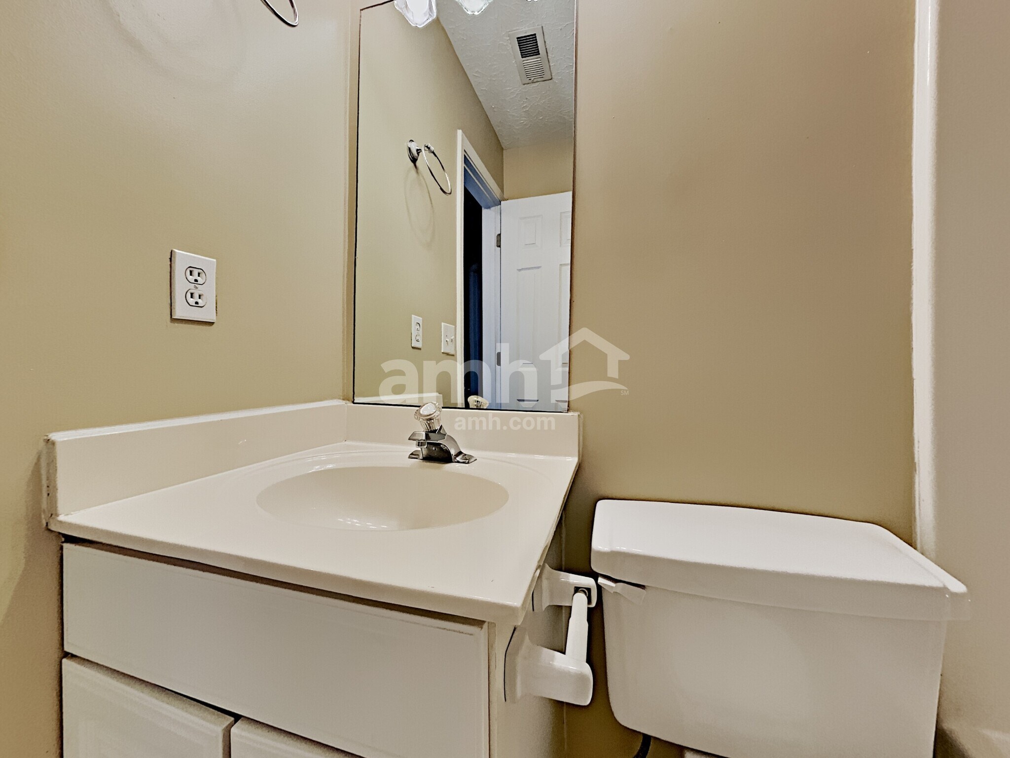 Building Photo - 1082 Britley Park Ln