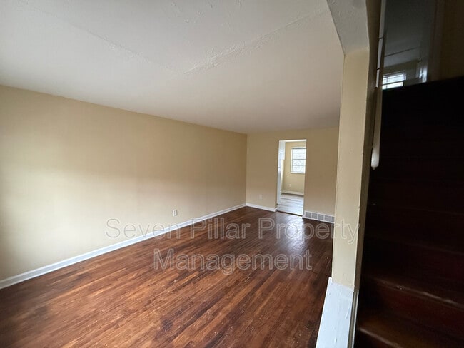 Building Photo - 3733 Briggs Rd