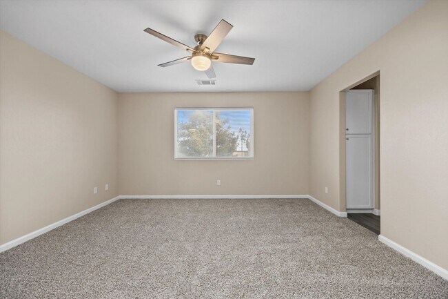 Building Photo - 9612 Pony Mountain Rd