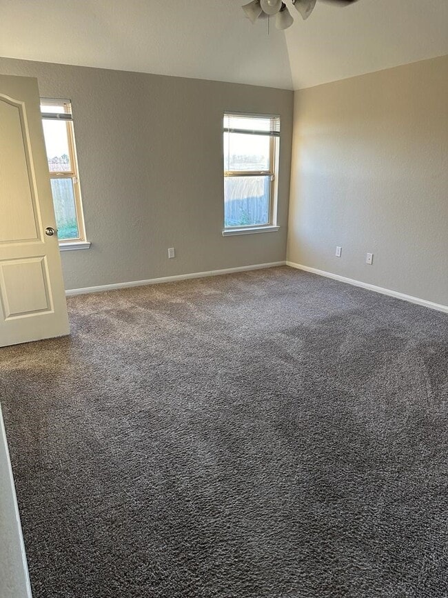 Building Photo - 8617 Explorer Dr