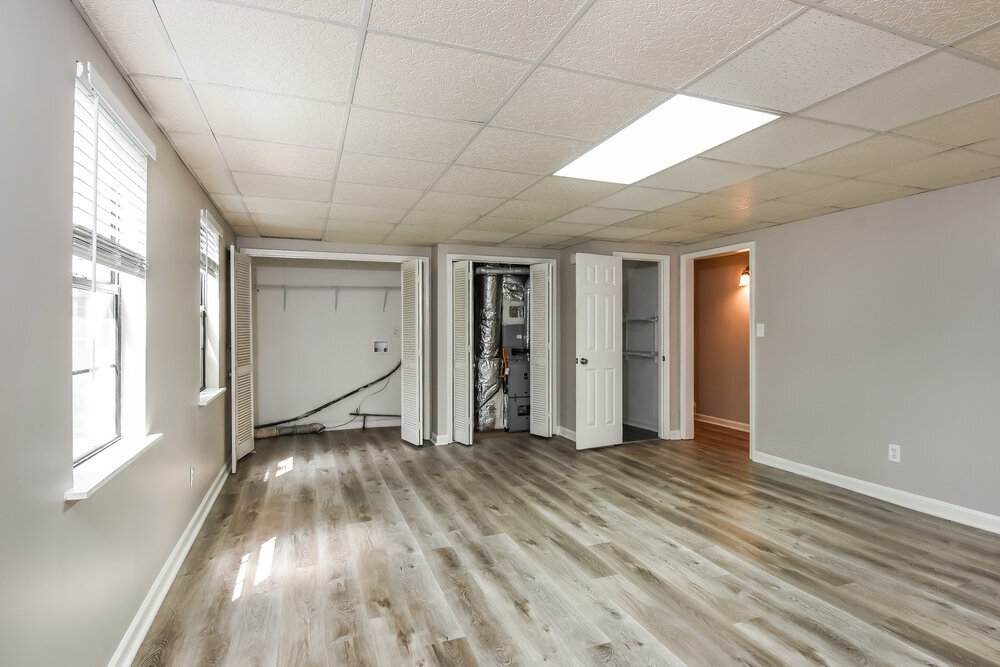 Building Photo - 2721 Candler Ln