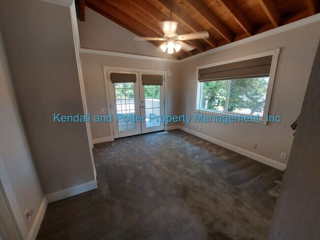 Building Photo - 5737 Soquel Dr