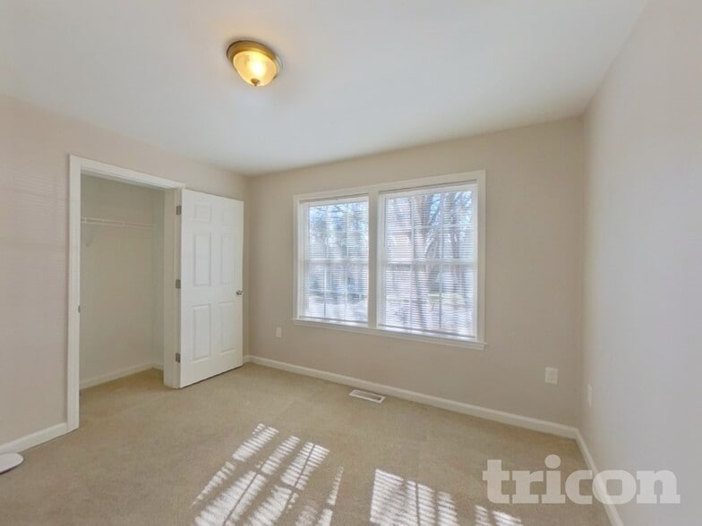 Building Photo - 7120 Idlewild Brook Ln