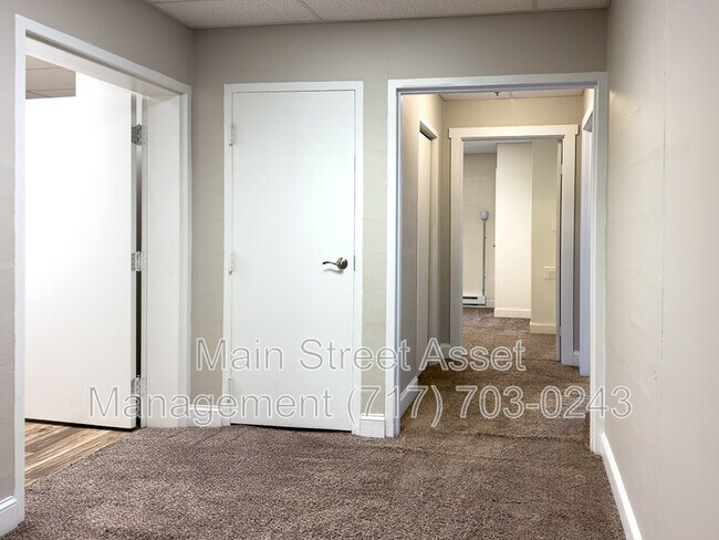 Building Photo - 100 S Front St