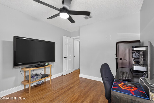 Building Photo - 9351 Arbolita Way