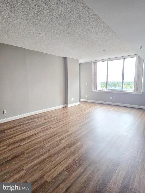 Building Photo - 1020 N Highland St