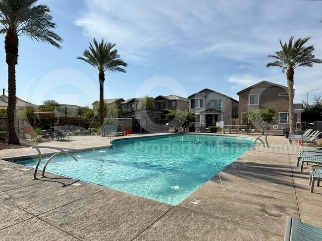 Building Photo - 1647 S 83rd Pl