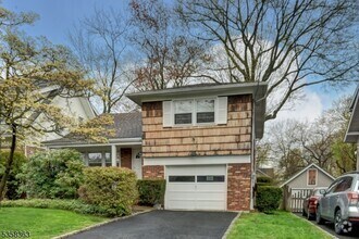 Building Photo - 26 Rawley Pl