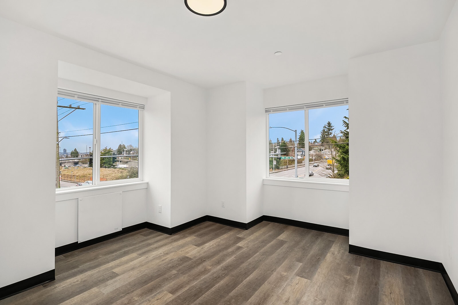 Bedroom (Comes furnished) - 5004 7th Ave NE