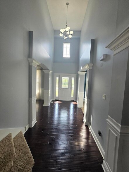 Building Photo - 10091 Pearwood Dr
