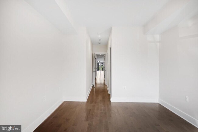 Building Photo - 3821 14th St NW