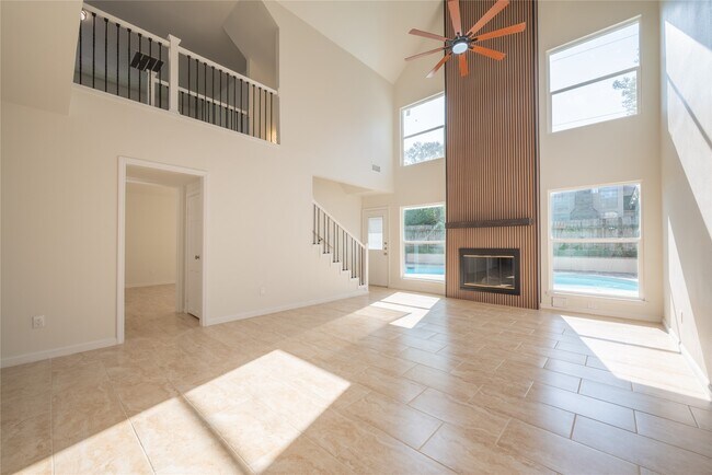 Building Photo - 1923 Big Horn Dr