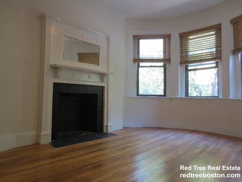 Building Photo - 48 Saint Germain St