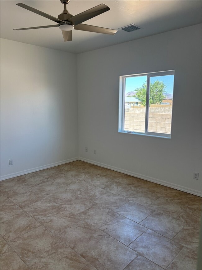 Building Photo - 2601 Chambers Ave