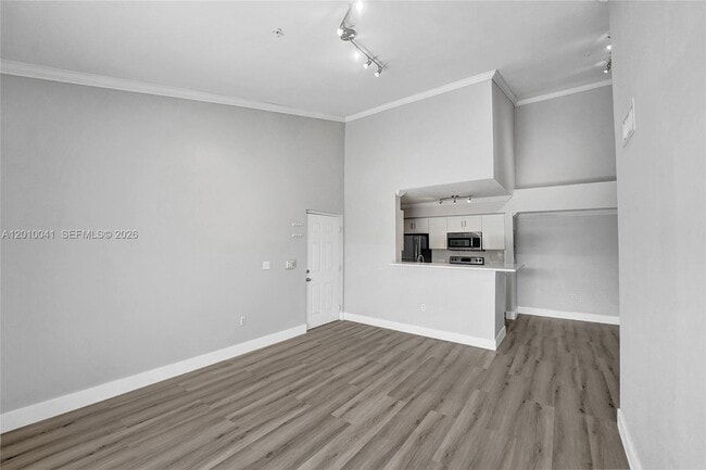 Building Photo - 631 SW 111th Ln