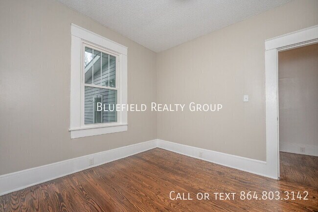 Building Photo - 780 Rutledge St