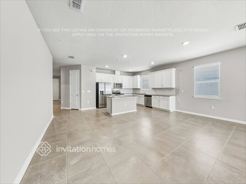 Building Photo - 7618 Taormina Wy