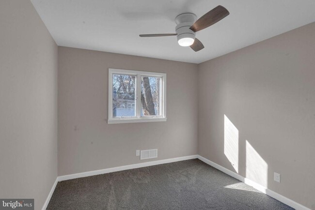 Building Photo - 370 NJ-156