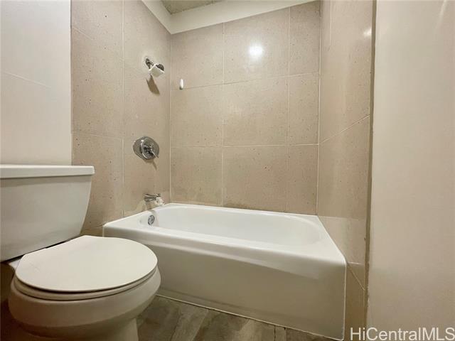 Building Photo - 98-1038-1038 Moanalua Rd