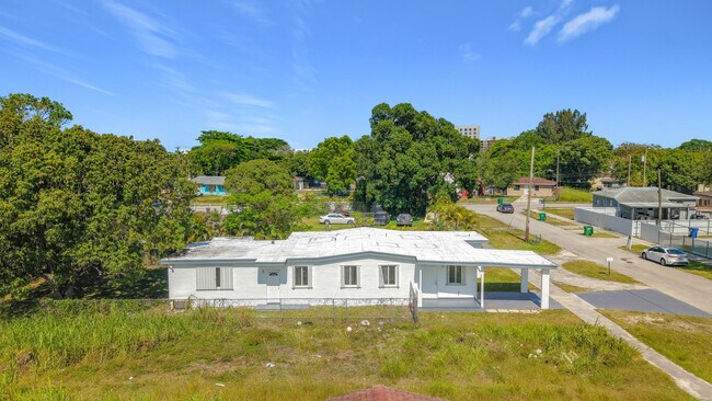 Building Photo - 10235 SW 177th St