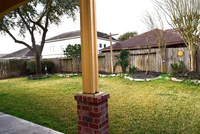 Building Photo - 4911 Dwarf Honeysuckle Ct