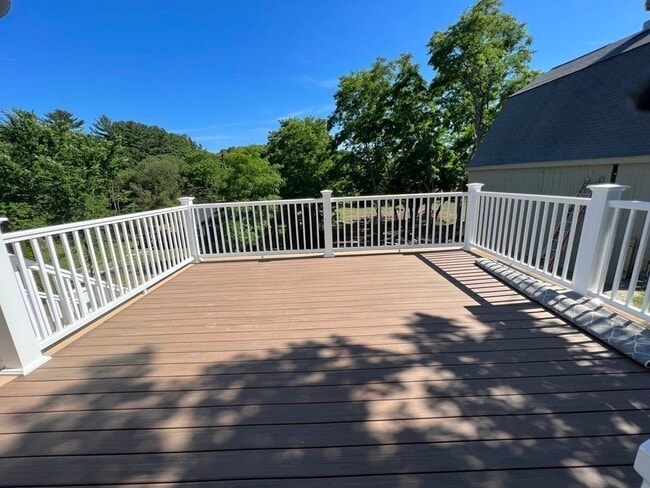 Building Photo - 138 High St