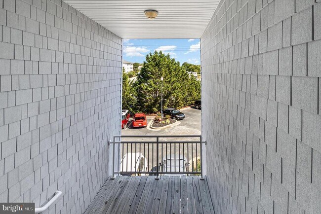 Building Photo - 39 Owens Landing Ct