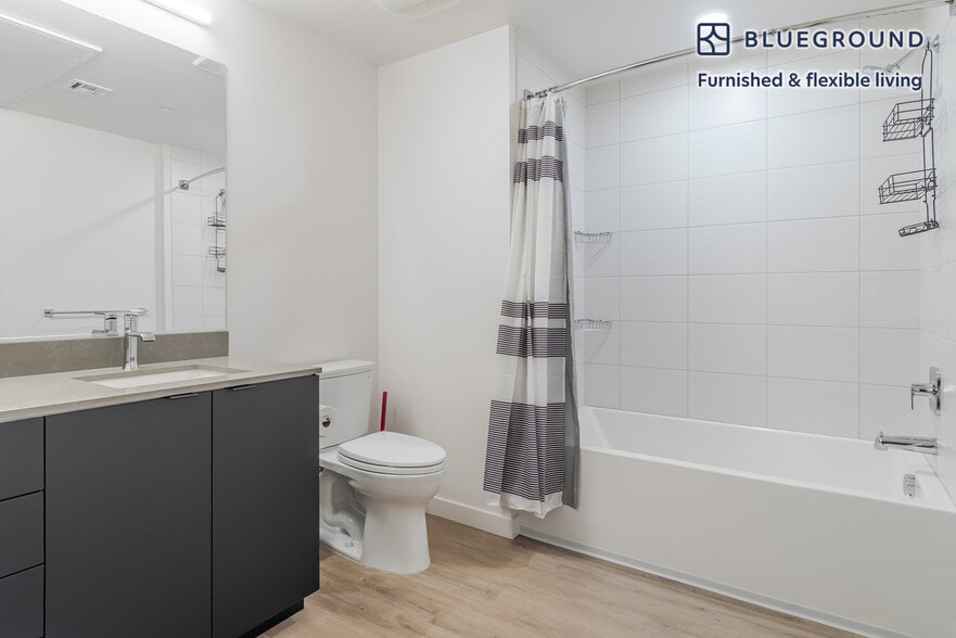 Building Photo - 350 Chastain Pl