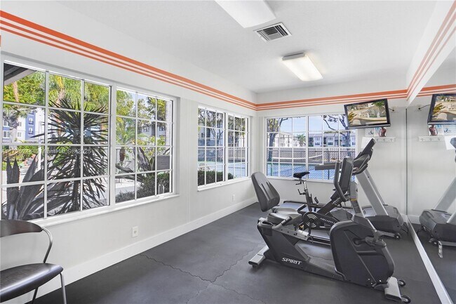 Building Photo - 600 Executive Center Dr