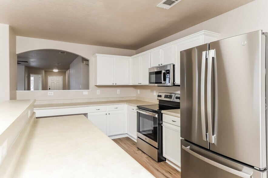 Building Photo - 4431 Mystic Sunrise Dr