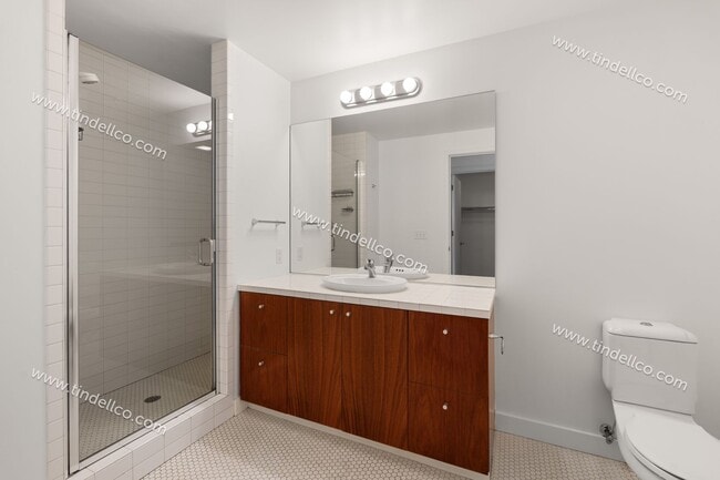 Building Photo - The Civic | 11th Floor 2BD/2BA with Stunning Portland Views, Free Parking and Free Utilities!