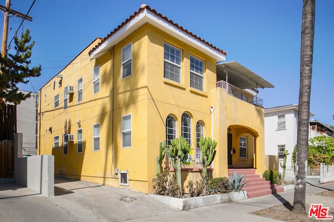 Building Photo - 3611 4th St