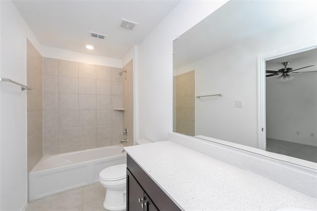 Building Photo - 8432 Fawn Creek Dr