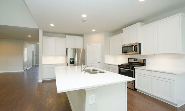 Building Photo - 14120 Sand Ridge Ct