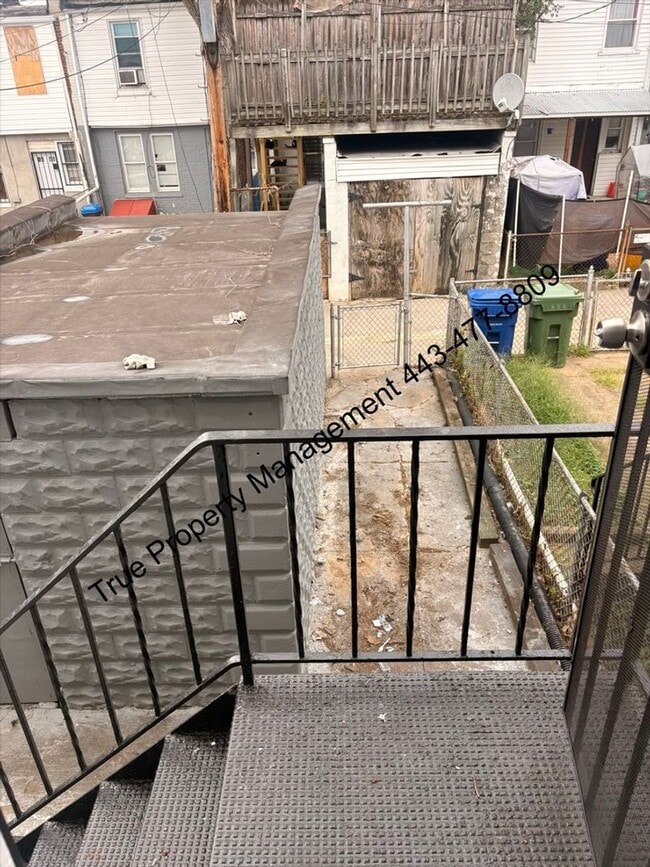Building Photo - 3212 Elmora Ave