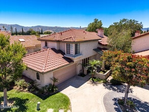 Building Photo - 2704 Simi Hills Ln