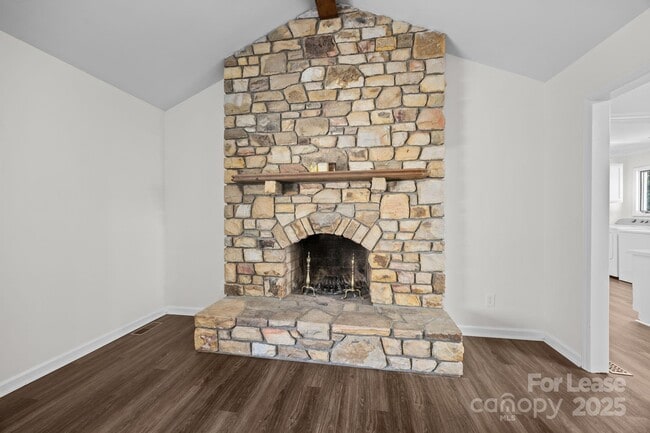 Building Photo - 130 Boulder Dr