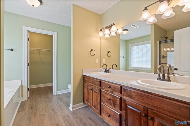 Building Photo - 115 Tahoe Cir