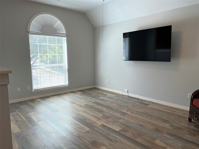 Building Photo - 14526 Grove Estates Ln