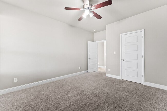 Building Photo - 6020 Sunny Stone Dr